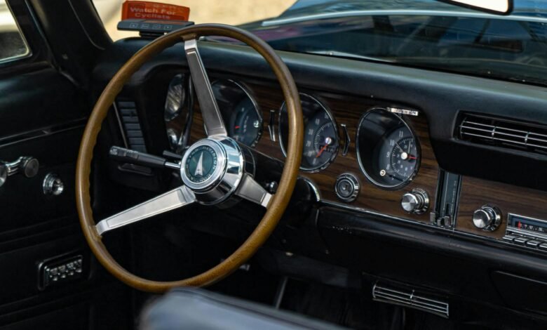 14-inch wood steering wheel