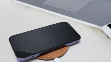 Wireless Charger CorkCircle with logo