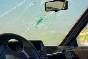 How I Fixed My Auto Glass Without Breaking the Bank