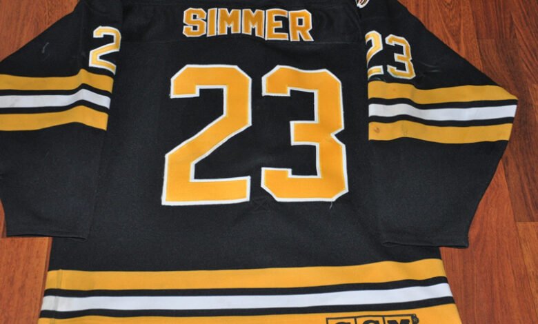 throwback-boston-bruins-jerseys